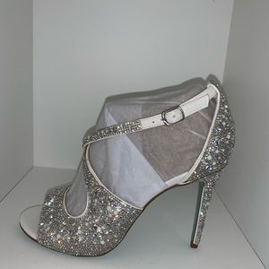 blue by betsey johnson sage